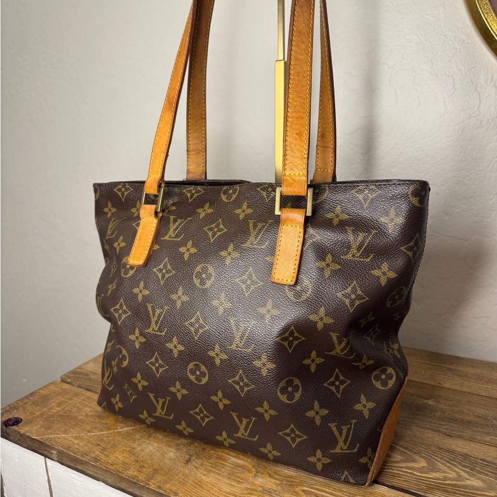 EUC Louis Vuitton cabals mezzo monogram tote with dust bag - Picture 4 of 10